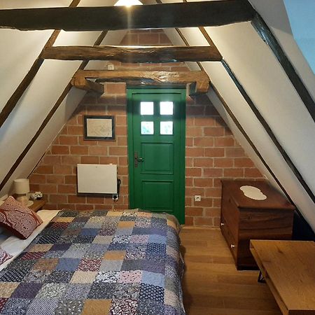 Apartmani Etno Kuca Pod Okicem 萨莫博尔 外观 照片